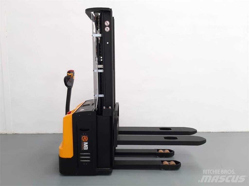  ES16 16WA 3F450 Empilhador para operador externo