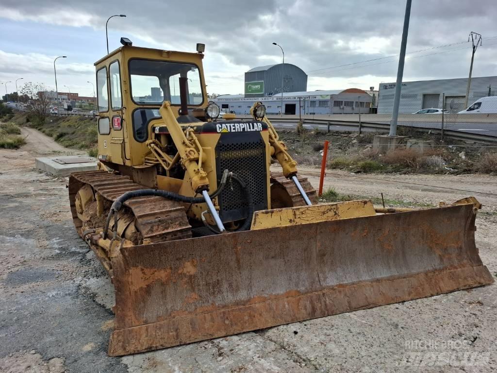 CAT D 4 D Dozers - Tratores rastos