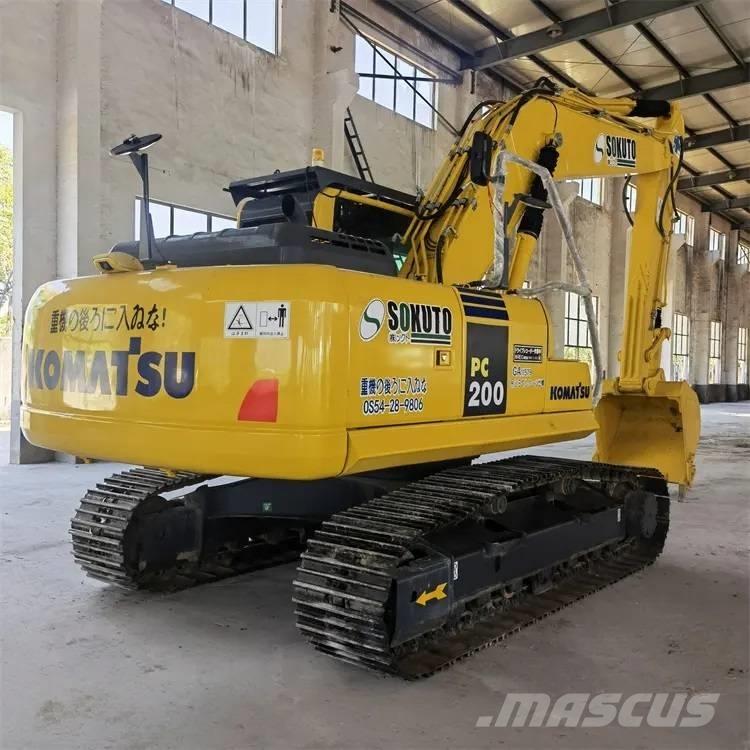 Komatsu PC200-8 Escavadoras de rastos