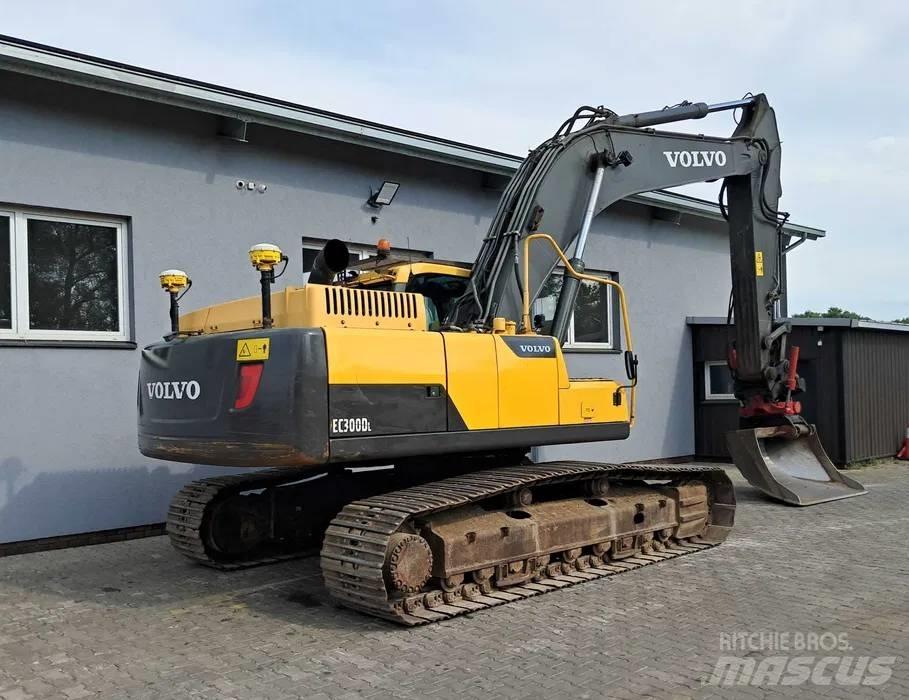 Volvo EC 300 D L Escavadoras de rastos