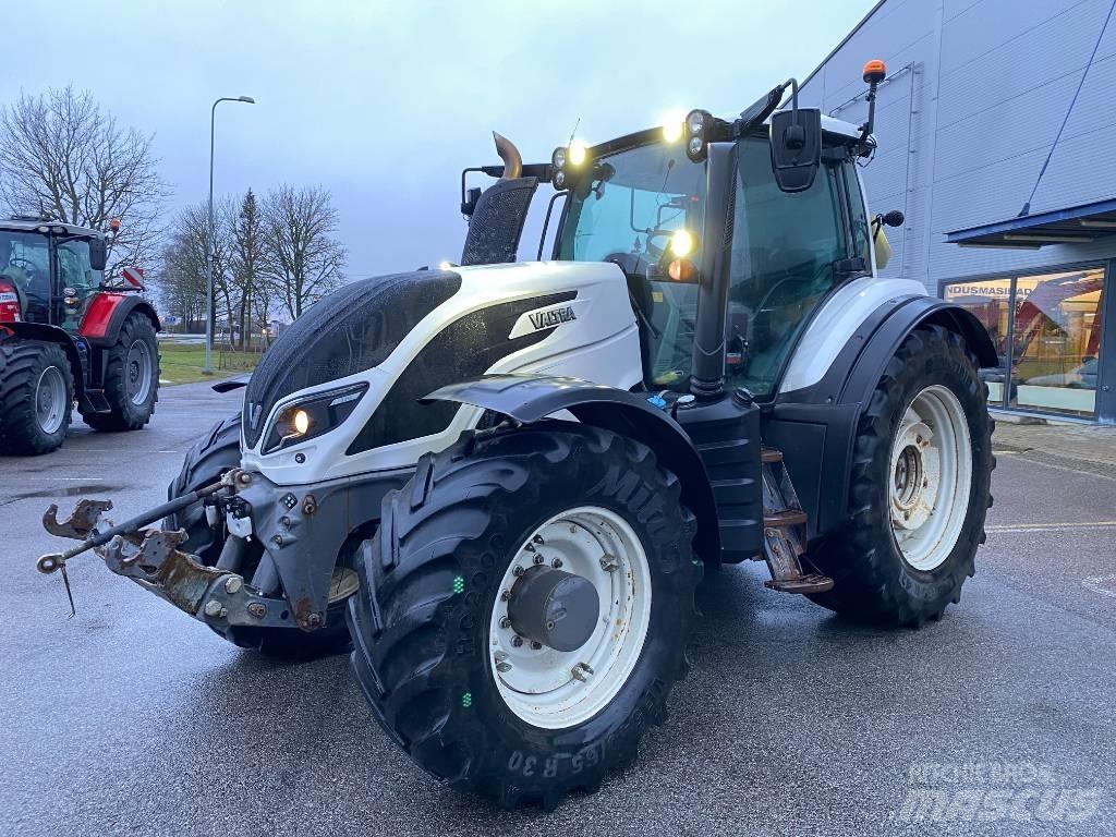 Valtra T 254 V Tratores Agrícolas usados