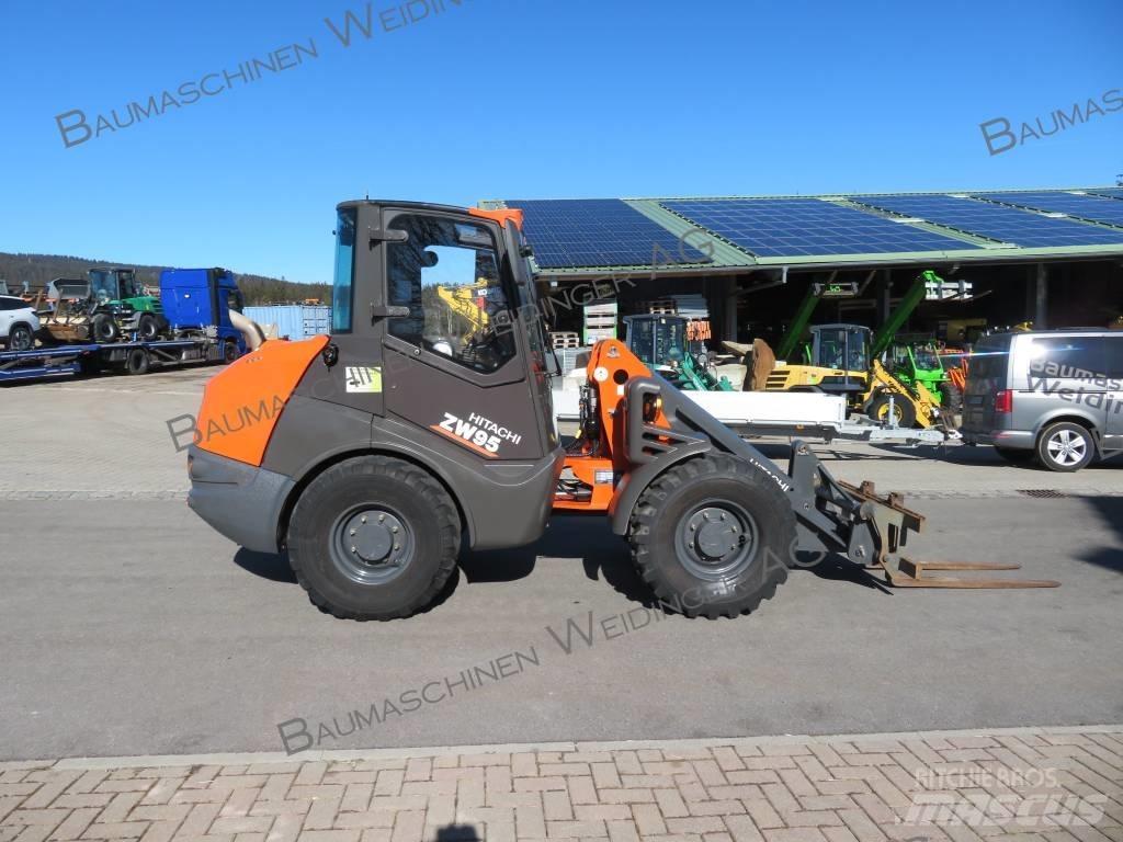 Hitachi ZW 95 Pás carregadoras de rodas