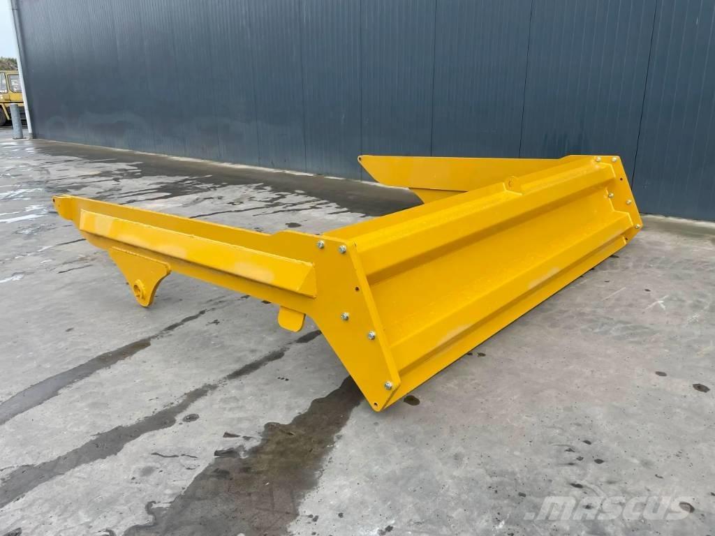 Volvo A35G Portas traseiras
