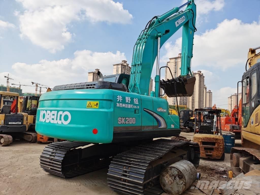 Kobelco SK 200 Escavadoras de rastos