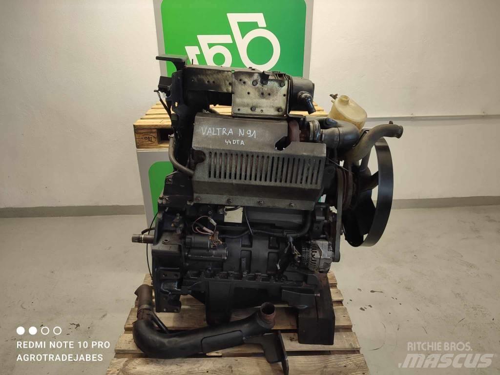 Sisu (44DTA) engine Motores agrícolas