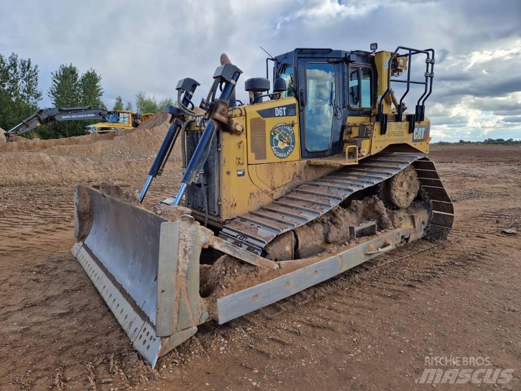 CAT D 6 T LGP Dozers - Tratores rastos