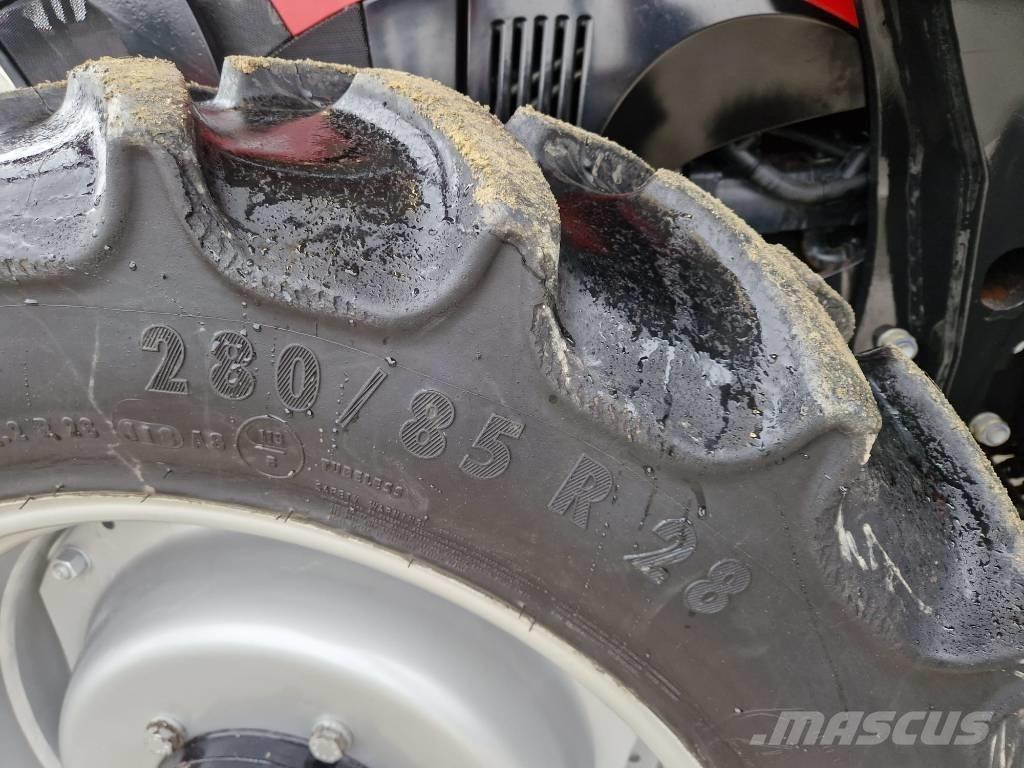Case IH Farmall 85 C Tratores Agrícolas usados