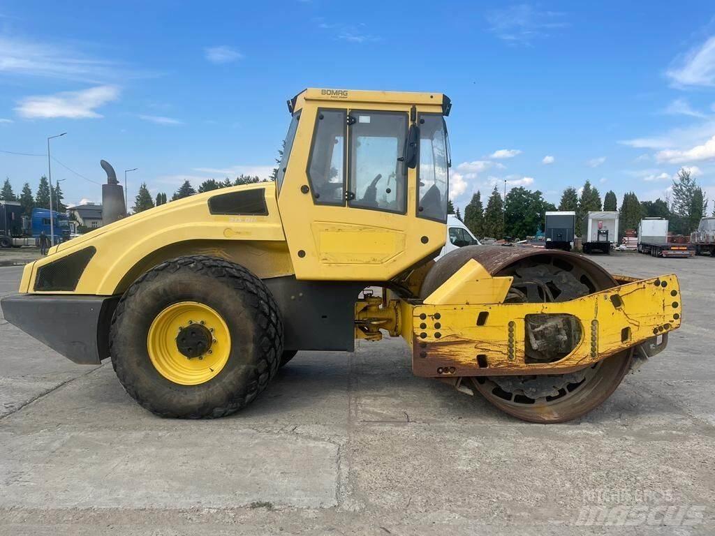 Bomag BW213 DH-4 Cilindros Compactadores monocilíndricos