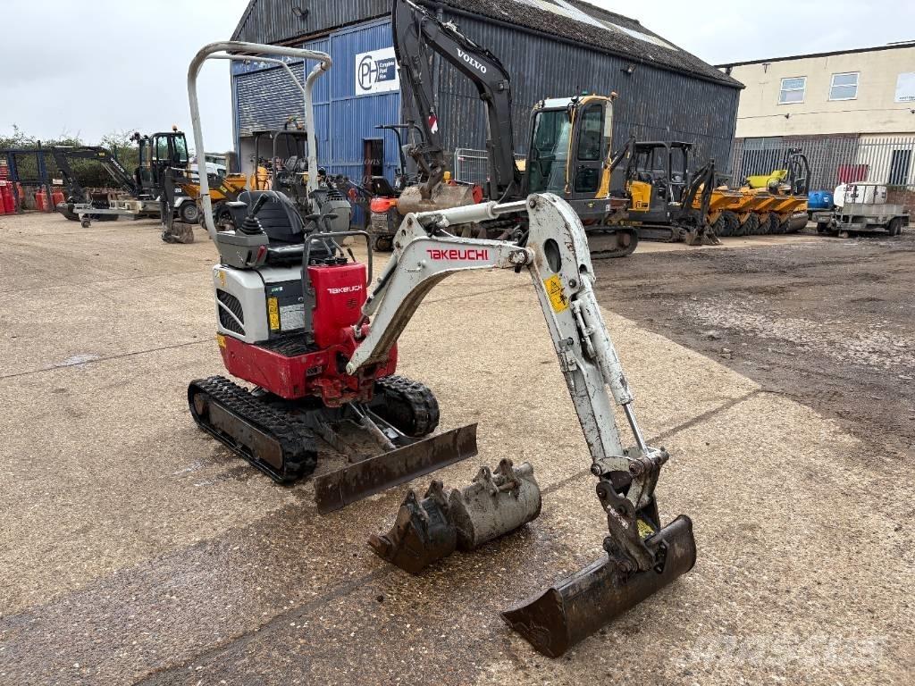 Takeuchi TB 210 R Mini Escavadoras <7t