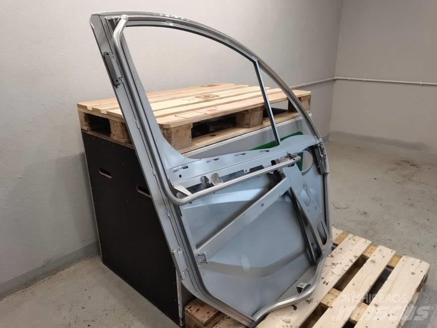 Manitou MLT 733 door Cabines e interior máquinas construção