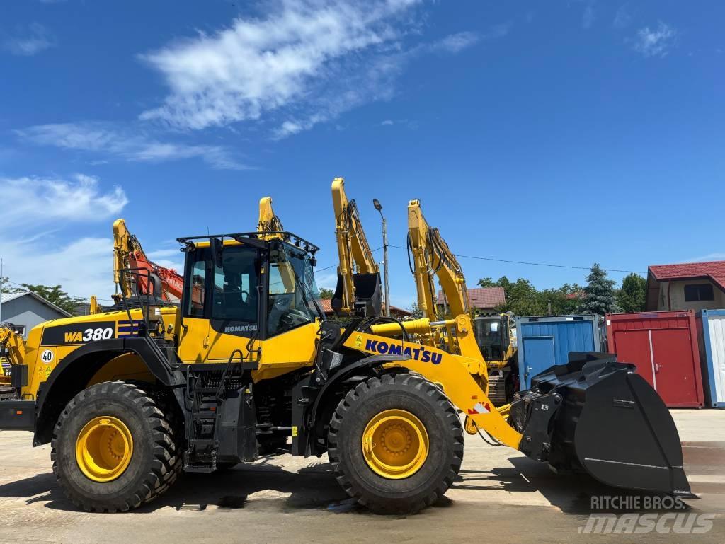 Komatsu WA380-8E0 Pás carregadoras de rodas
