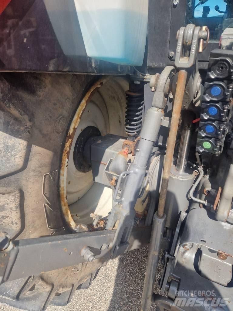 Valtra N143 Tratores Agrícolas usados