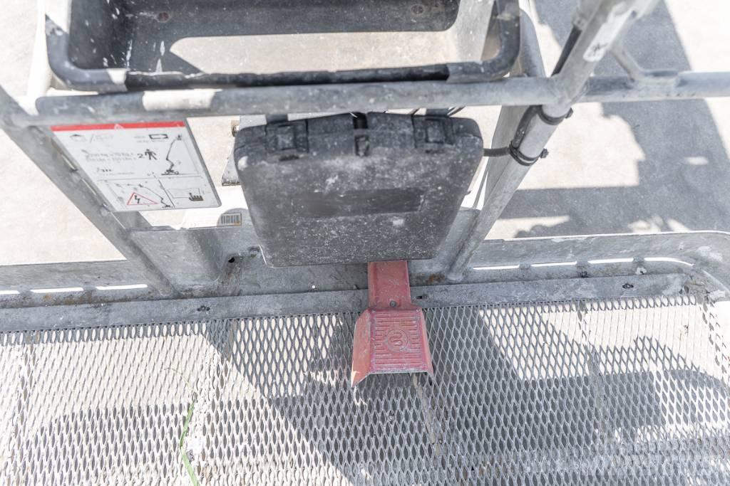 Manitou 180 ATJ Elevadores braços articulados