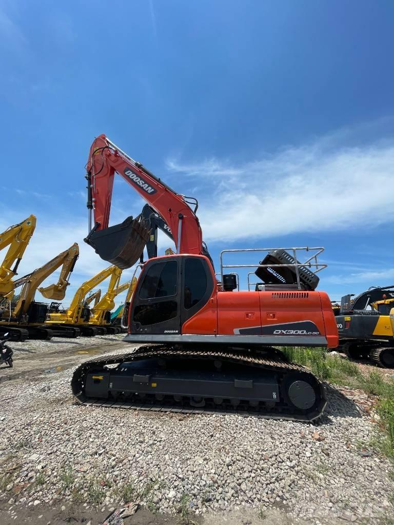 Doosan DX 300 LC Escavadoras de rastos