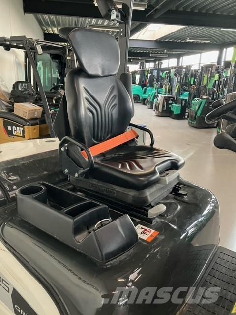 Mitsubishi FD25N3 Empilhadores Diesel