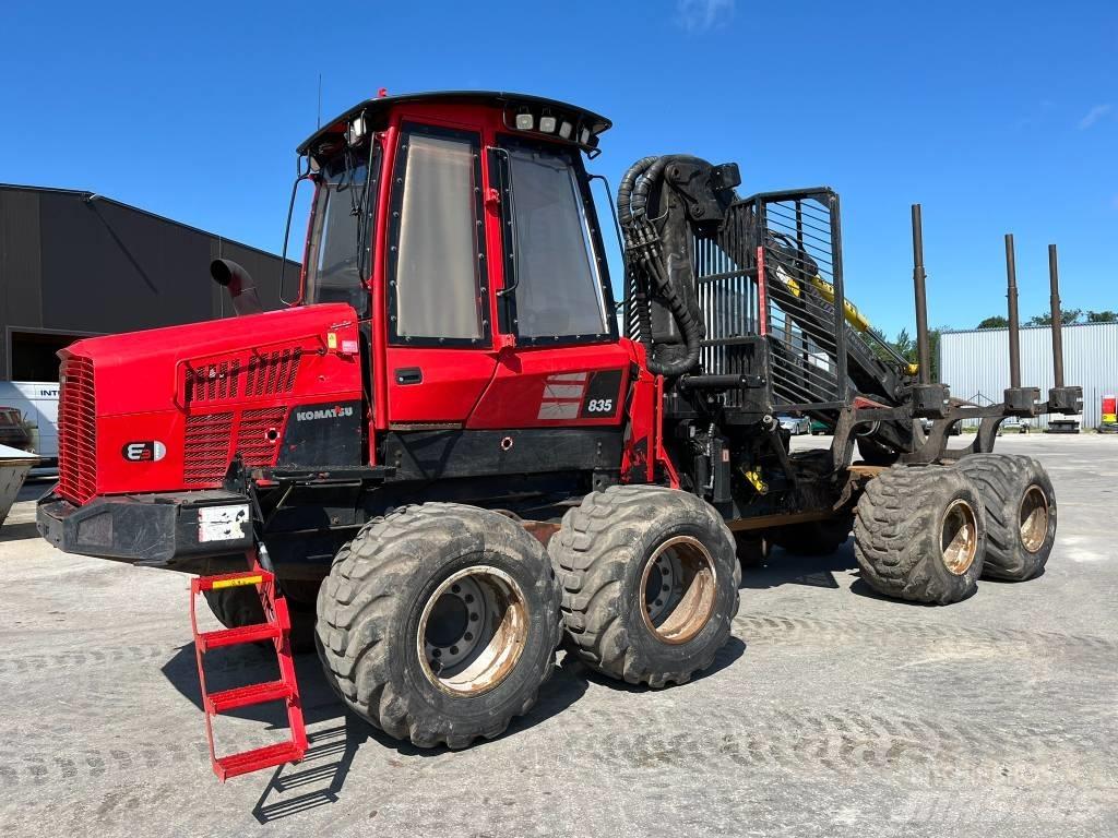Komatsu 835 Forwarders florestais