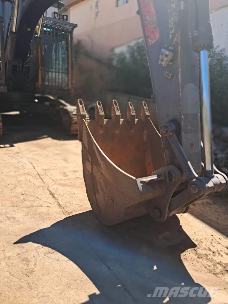 Volvo EC 210 B LC Escavadoras de rastos