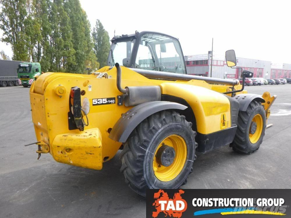 JCB 535-140 Hiviz Manipuladores telescópicos