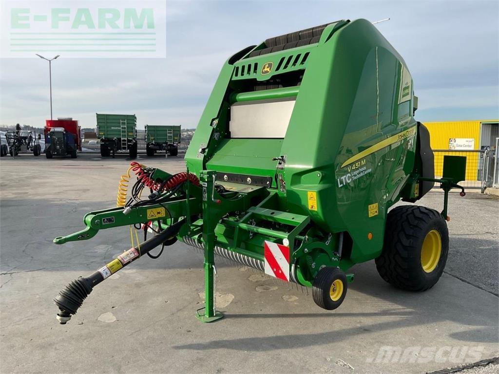 John Deere V451 M Enfardadeira de fardos quadrados