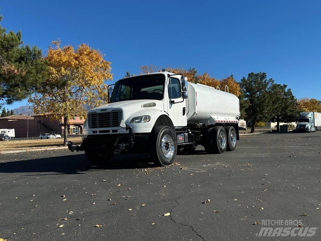 Freightliner M2 Auto-tanques