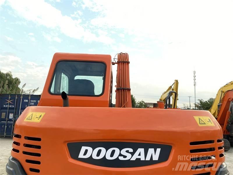 Doosan DH 80 Escavadoras de rastos