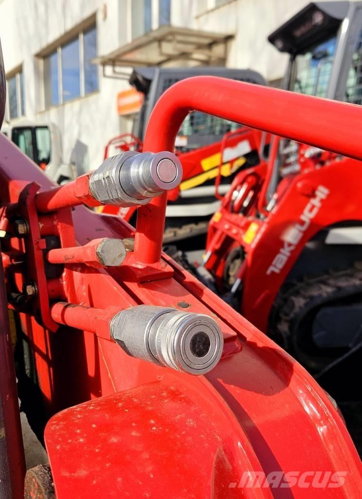 Takeuchi TL 8 Carregadoras de direcção deslizante