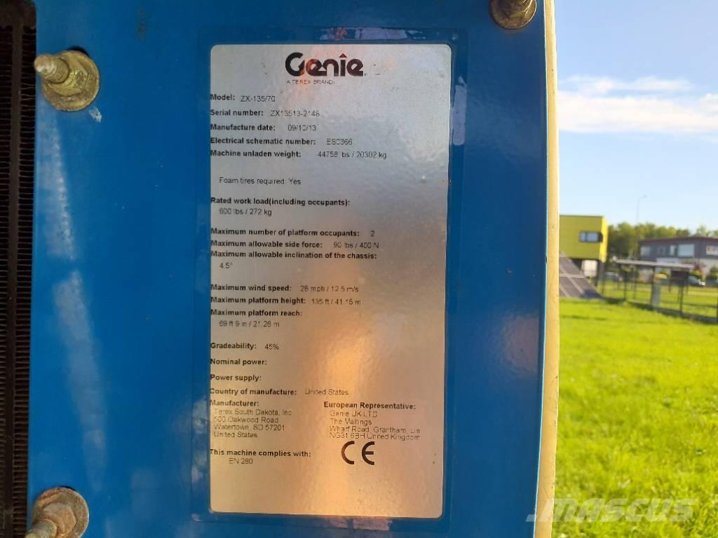 Genie ZX 135/70 Elevadores braços articulados