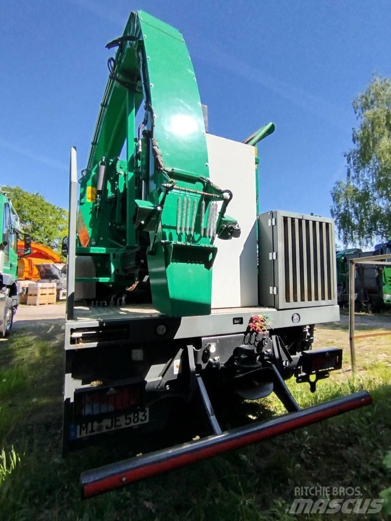 JENZ HEM 583 R-Truck Estilhaçadoras florestais