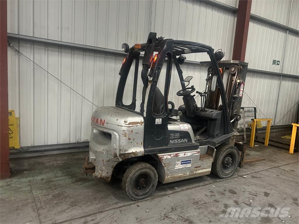 Nissan FD02A25Q Empilhadores Diesel