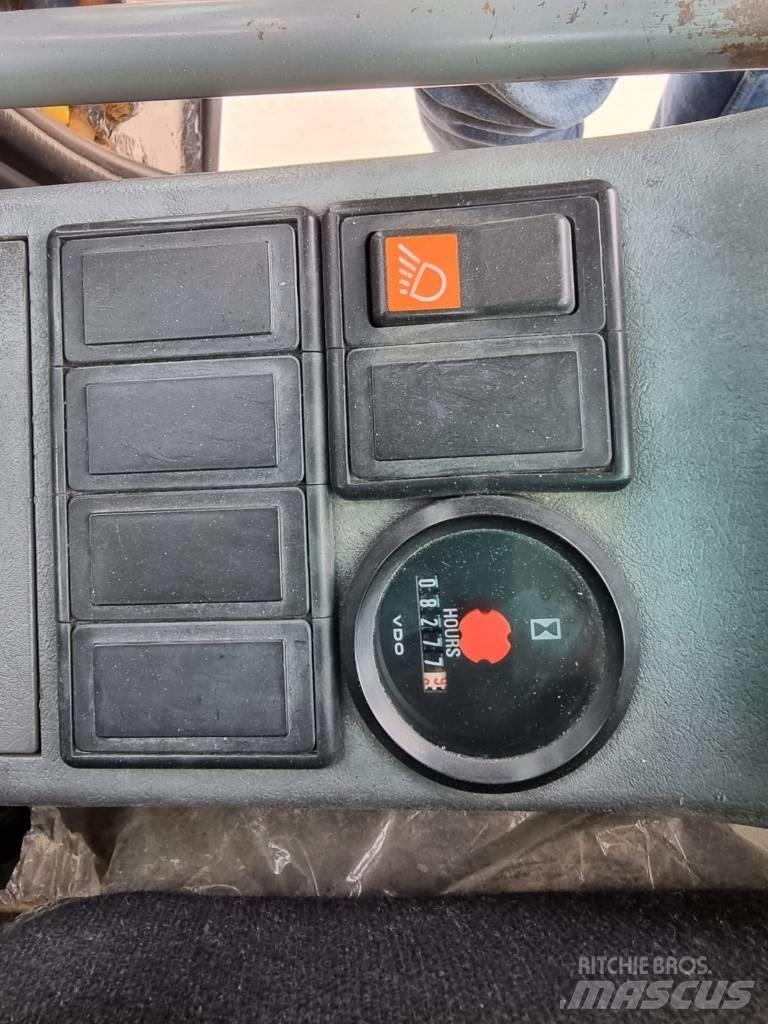 Volvo EC 210 B Escavadoras de rastos