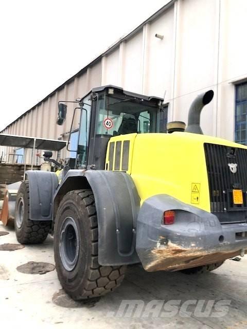 CASE 821G Pás carregadoras de rodas