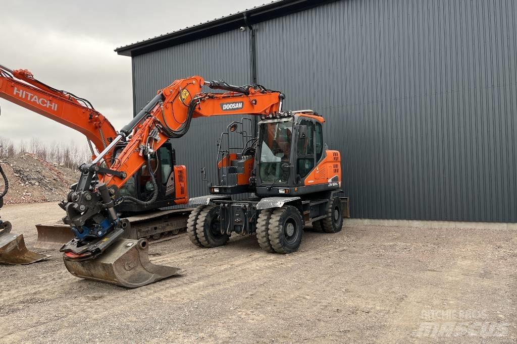 Doosan DX 165 W-5 Escavadoras de rodas