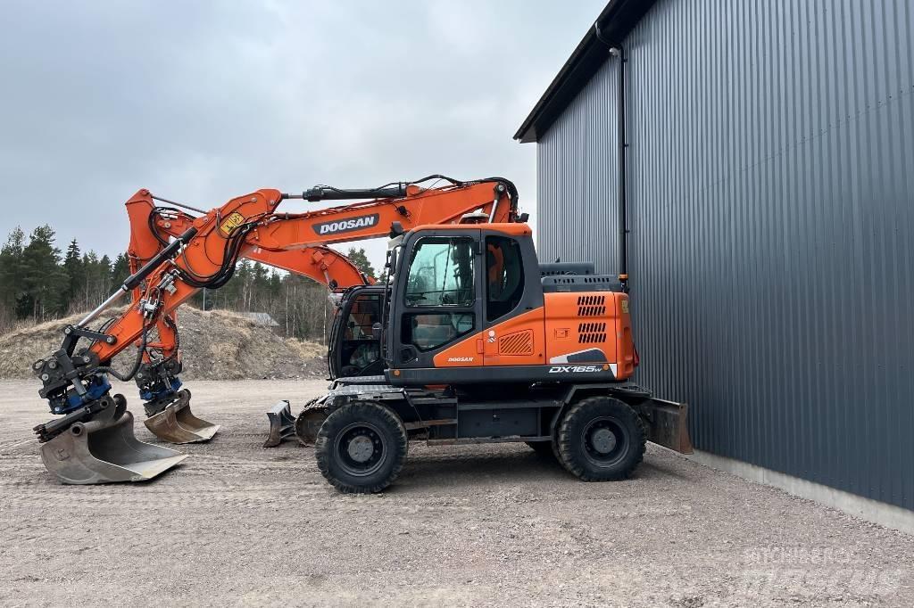 Doosan DX 165 W-5 Escavadoras de rodas
