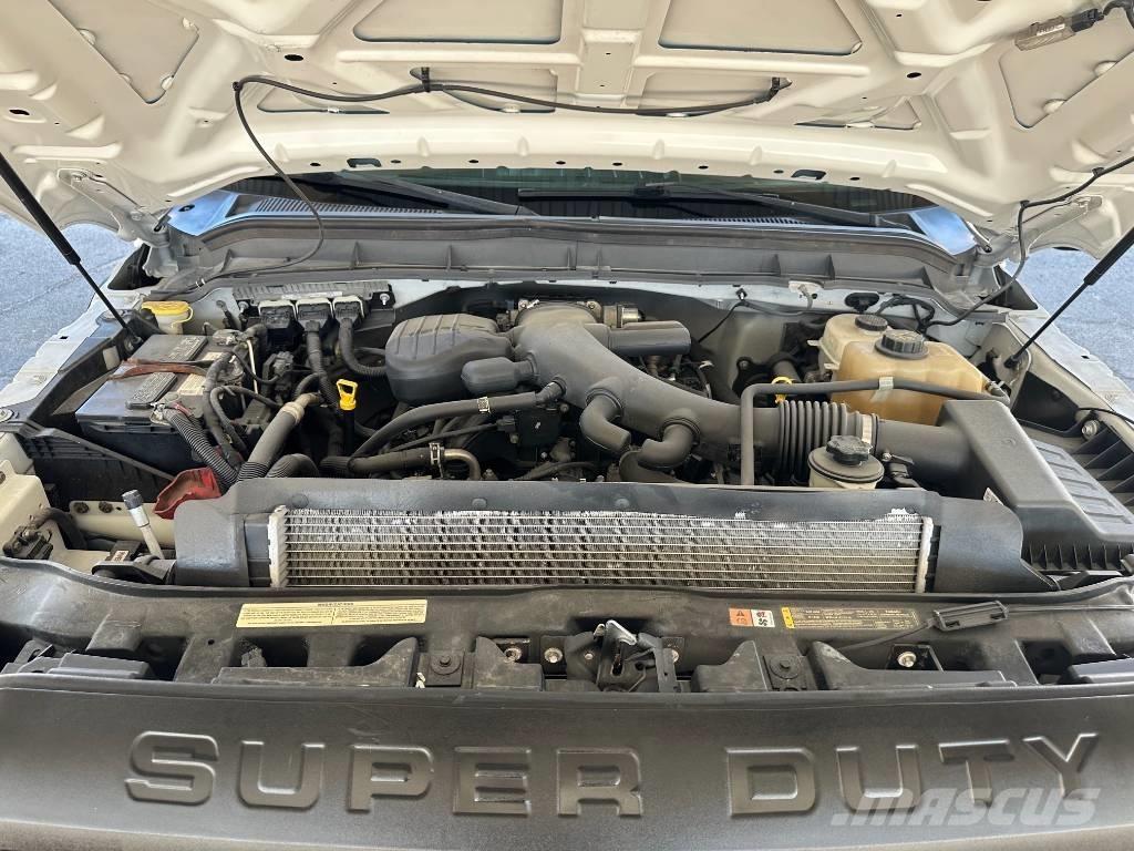 Altec AT 235 Plataformas aéreas montadas em camião