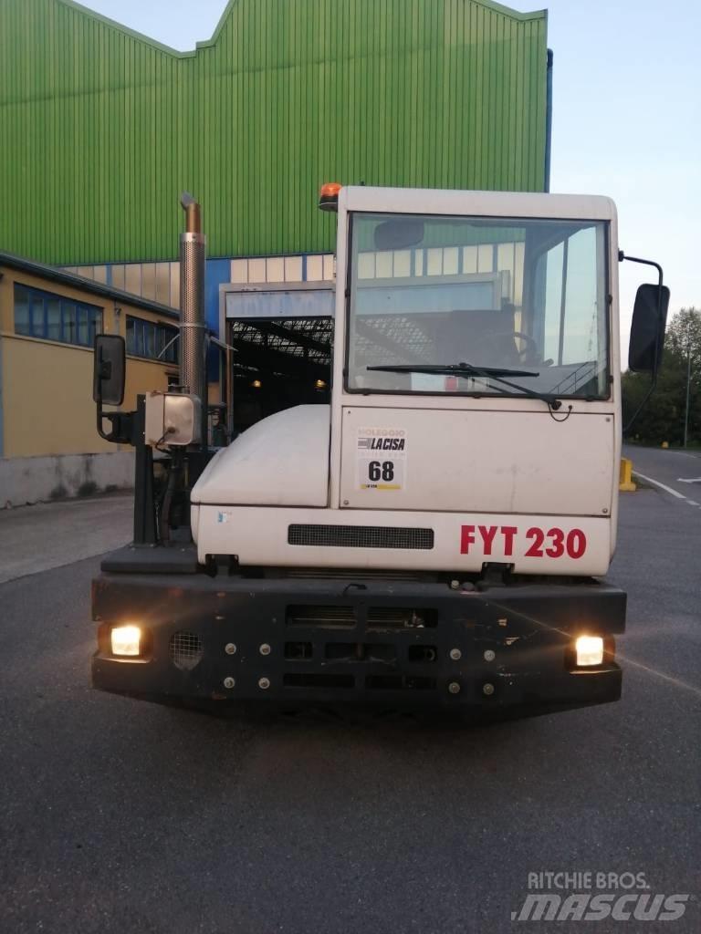  CVS FYT230 Tractores terminais