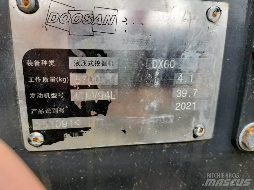 Doosan DX 60 Mini Escavadoras <7t