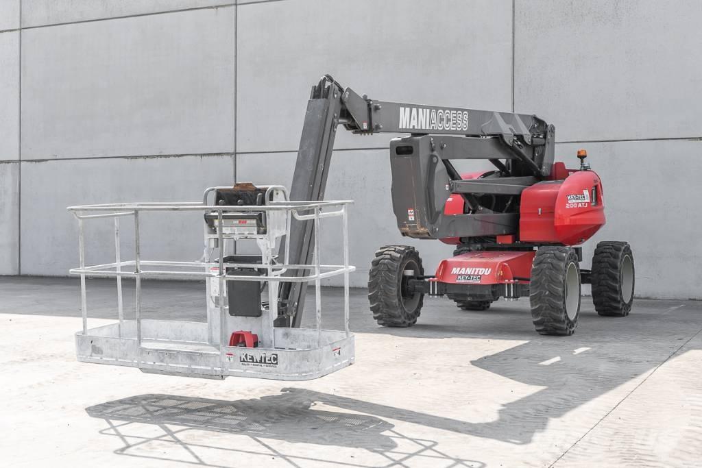 Manitou 200 ATJ Elevadores braços articulados