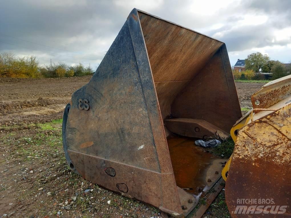 Komatsu WA480-8 Baldes