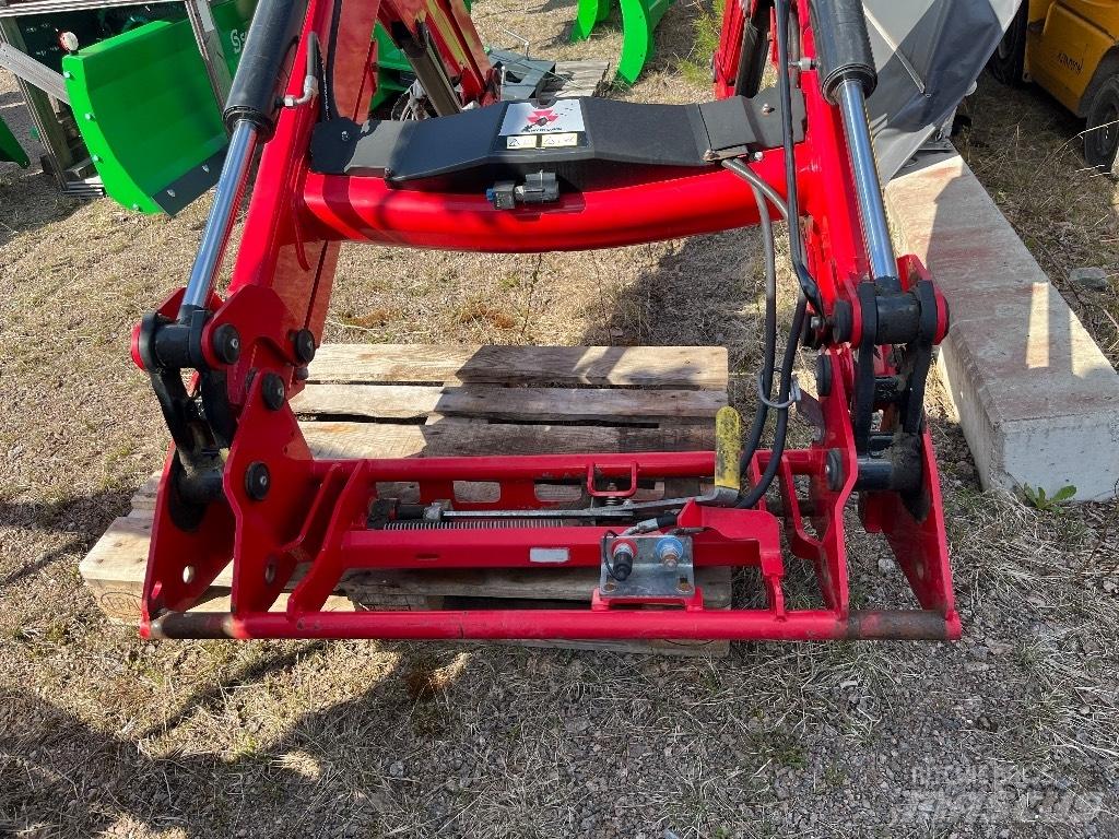 Massey Ferguson 945 Carregadoras frontais e escavadoras