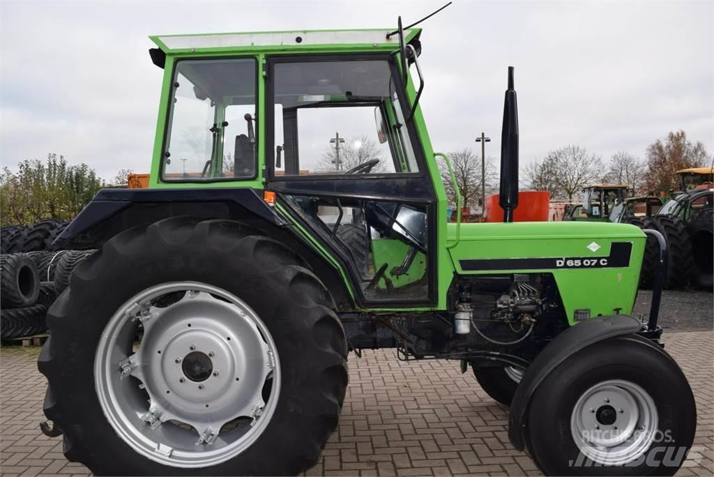 Deutz-Fahr D6507C Tratores Agrícolas usados