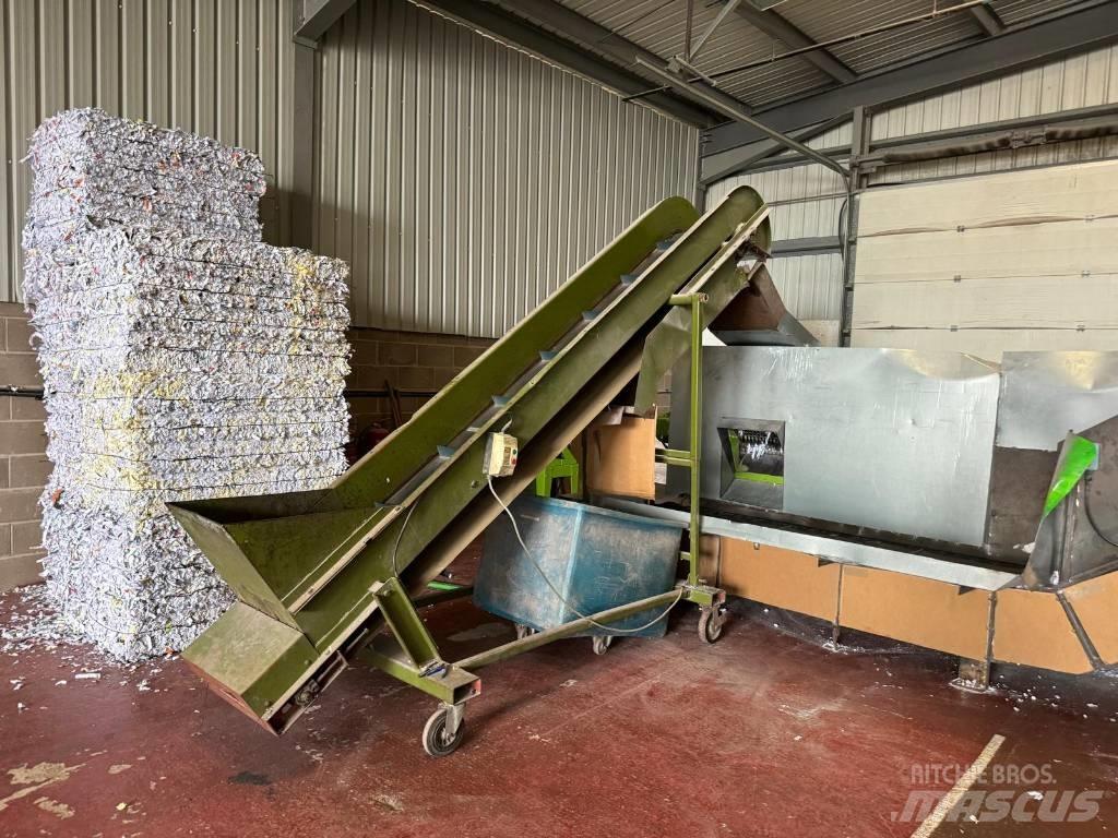  CP MFG 3000 Transportadores