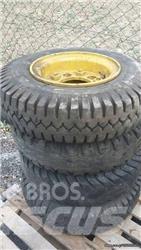 Bobcat 700x12 Pneus, Rodas e Jantes