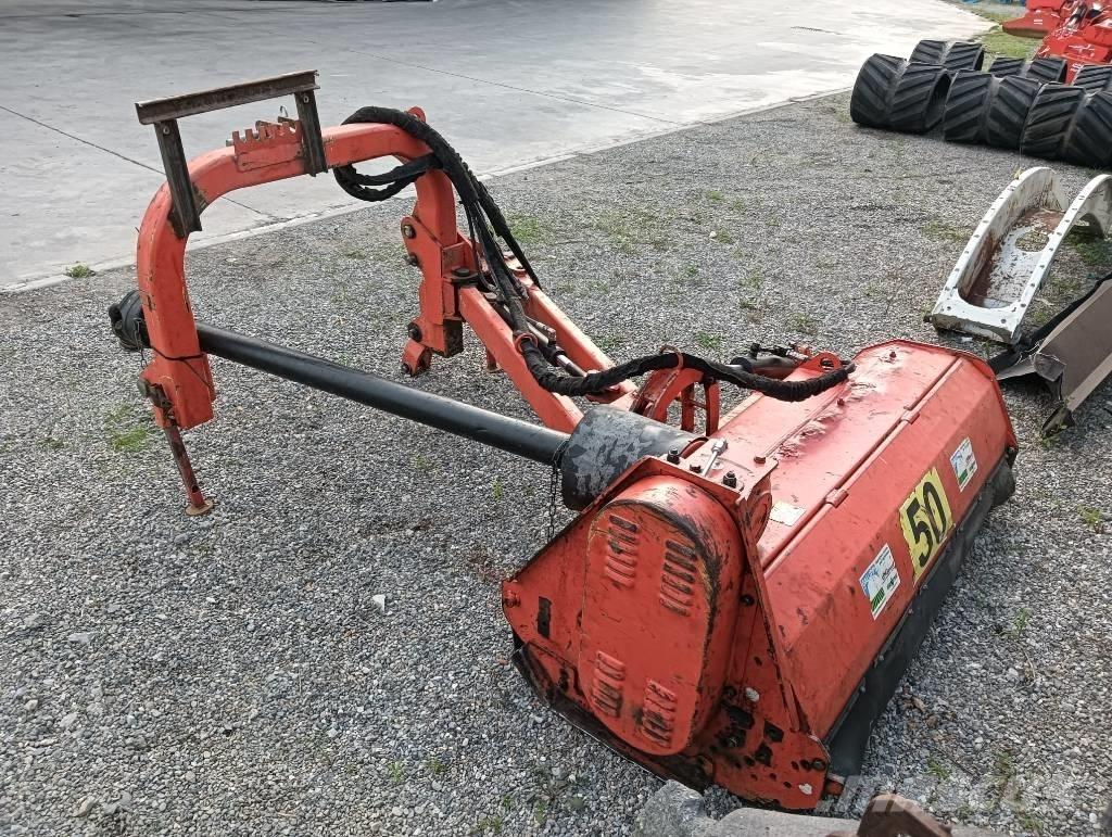 Maschio Giraffa 160 Gadanheiras e cortadores de folhas para pastos