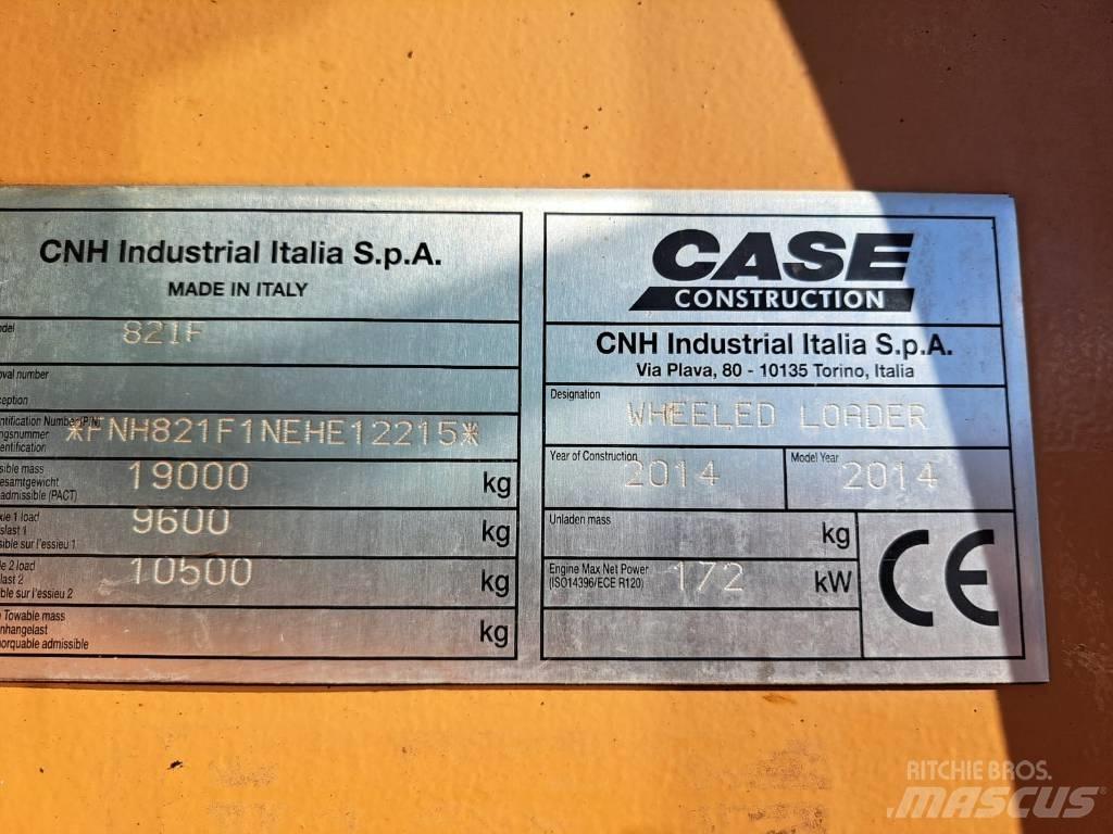 CASE 821 F Pás carregadoras de rodas