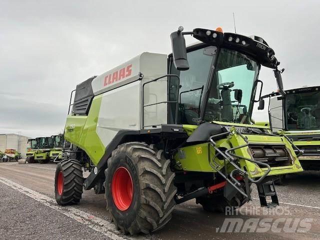 CLAAS TRION 750 Ceifeiras debulhadoras