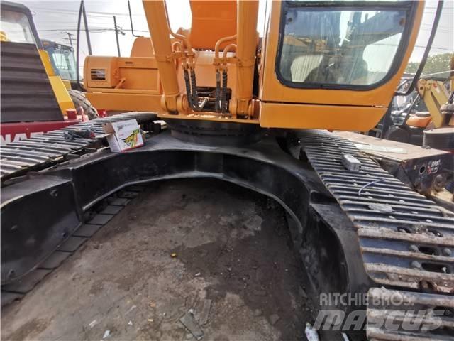 Hyundai R300LC-7 Escavadoras de rastos