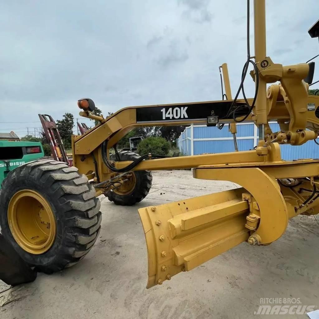 CAT 140 K Motoniveladoras