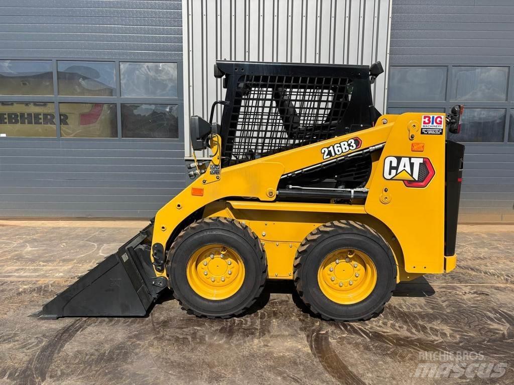 CAT 216B3 Pás carregadoras de rodas