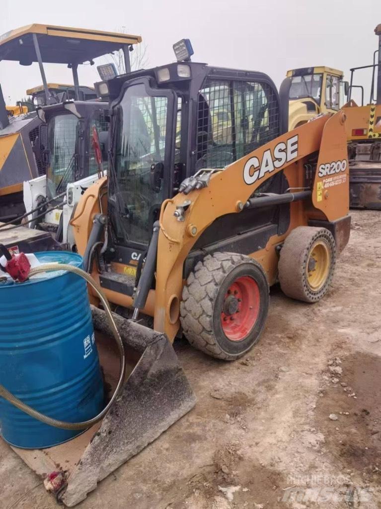 CASE SR 200 Carregadoras de direcção deslizante