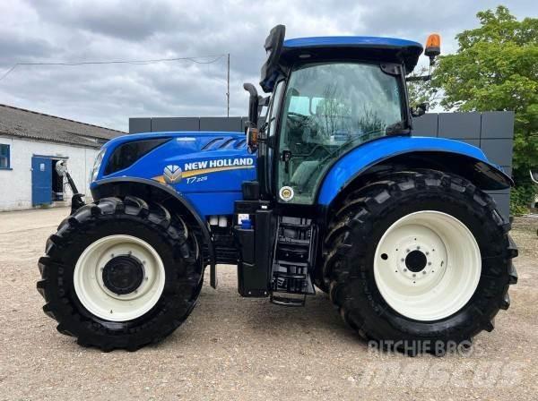 New Holland T7.225 Tratores Agrícolas usados